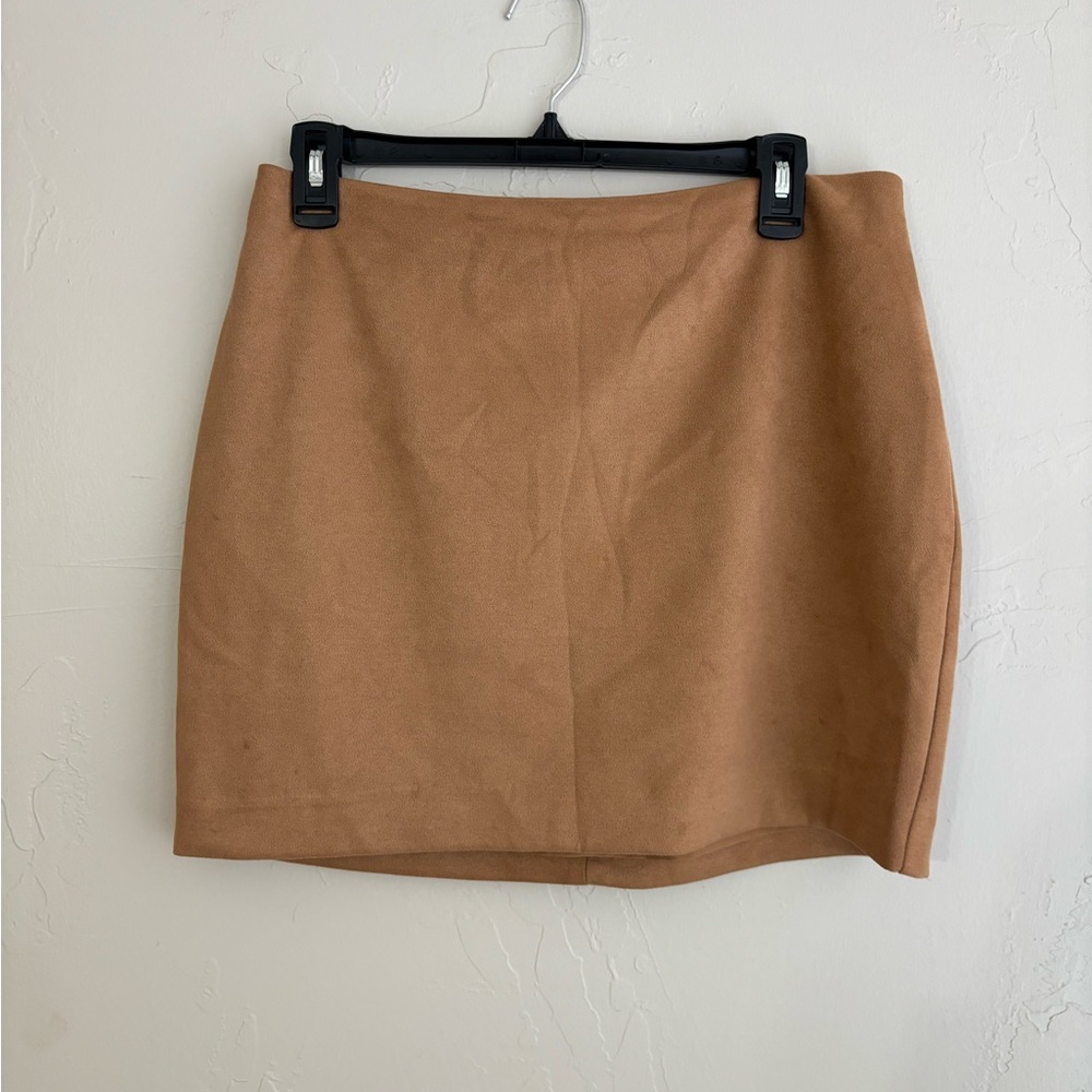 Express Faux-Suede Mini Skirt – Size 10 | Camel Tan | Barely Worn